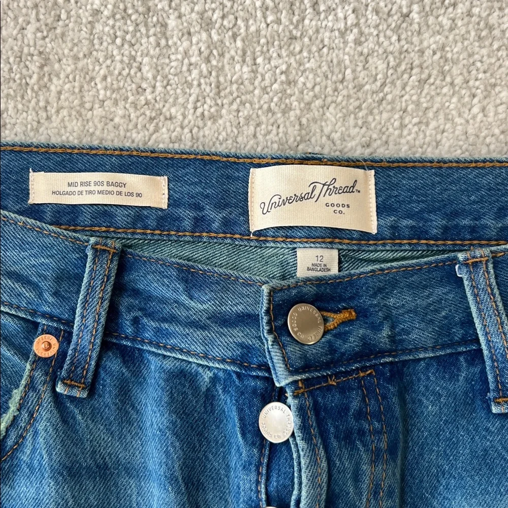 Universal Thread Jeans- size 12 - Picture 2 of 5